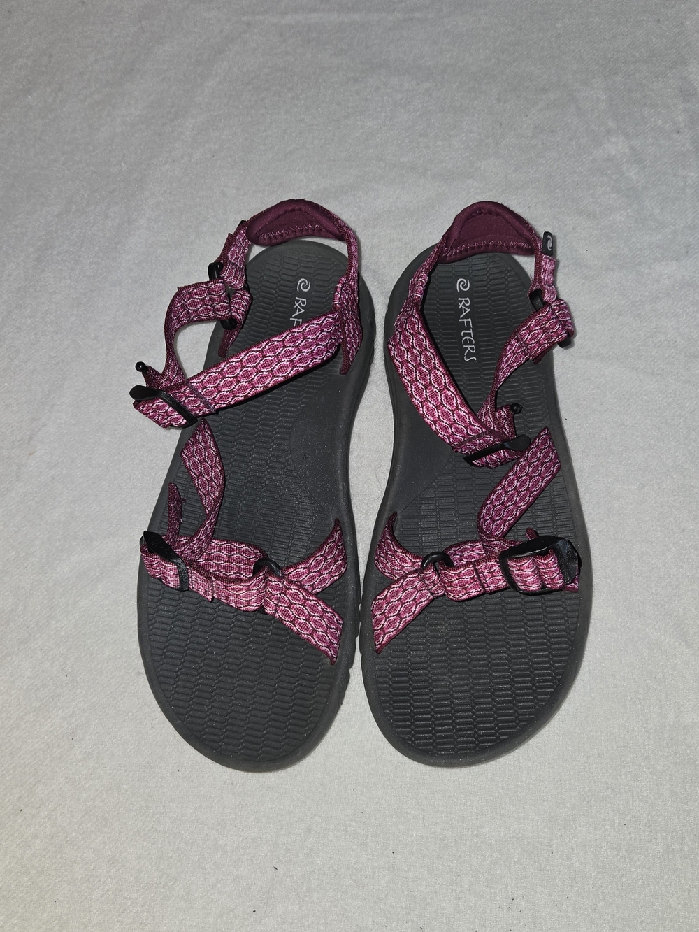 Rafters Size 10 Women's Pink Adjustable Strap Sandals‎